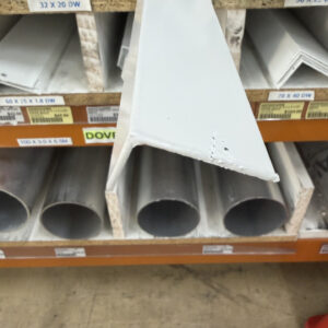 ANGLE 40 X 20 X 1.6 X 6.5M DOVER WHITE