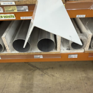 ANGLE 70 X 40 X 1.6 X 6.5M DOVER WHITE
