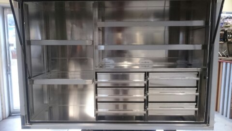 CUSTOM TOOL BOX